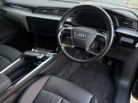 2021 Audi e-tron - thumbnail 9