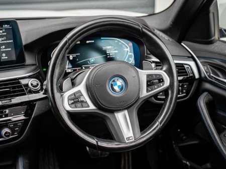 2022 BMW 5 Series - thumbnail 8