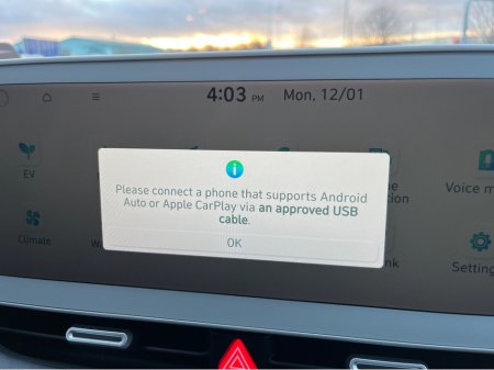 2023 Hyundai Ioniq 5 EXECUTIVE 58KW //HEATED SEATS AND STEERING WHEEL//ADAPTIVE CRUISE CONTROL//WIRELESS PHONE CHARGING// €24,950 thumbnail