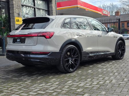 2021 Audi e-tron - thumbnail 13