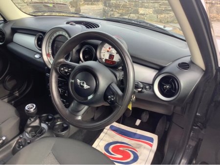 2011 MINI Hatch - thumbnail 7