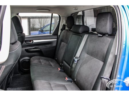 2019 Toyota Hilux - thumbnail 28