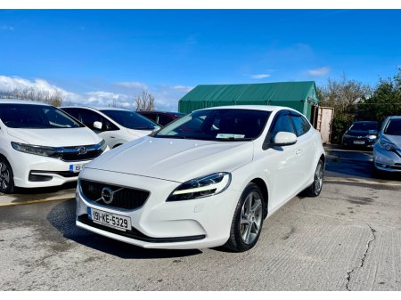 2019 Volvo V40 - thumbnail 3