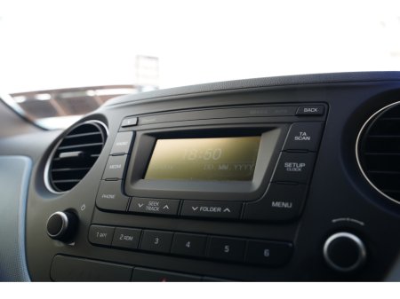 2019 Hyundai i10 - thumbnail 13