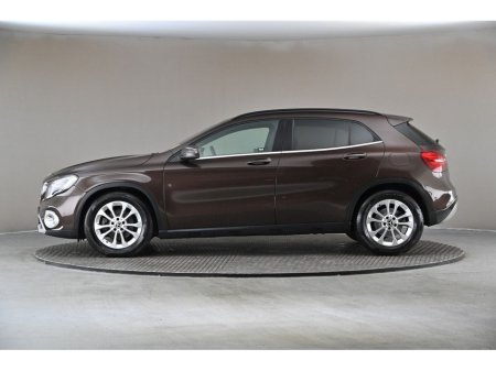 2017 Mercedes-Benz GLA Class GLA 180 *HALF LEATHER*REVERSE CAM*PARK SENSORS* thumbnail