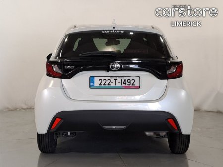 2022 Toyota Yaris - thumbnail 4
