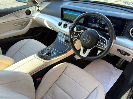 2019 Mercedes-Benz E Class - thumbnail 16