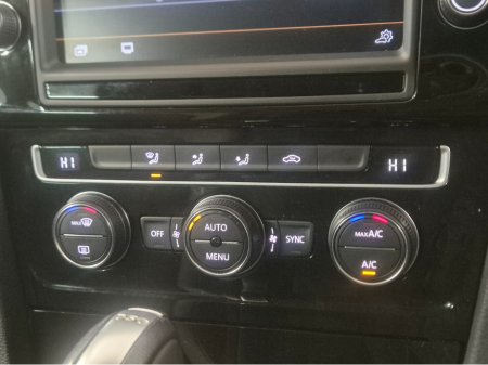 2016 Volkswagen Golf **HIGHLINE**ONLY 64000KMS**ALCANTARA SEATS*17" ALLOYS**BLIS**FOCAL INSIDE SPEAKERS*LANE ASSIST*KEYLESS ENTRY AND START**ADAPTIVE CRUISE CONTROL**DUAL ZONE CLIMATE**REVERSE CAMERA**BLUETOOTH STREAM €15,949 thumbnail