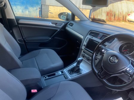 2016 Volkswagen Golf 1.2 COMFORTLINE AUTOMATIC €13,950 thumbnail