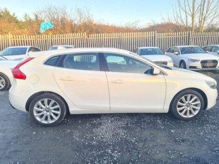 2013 Volvo V40 1.6Petrol T4 SE Automatic  (3687) €11,795 thumbnail