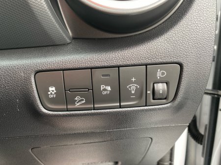 2023 Hyundai Kona - thumbnail 16