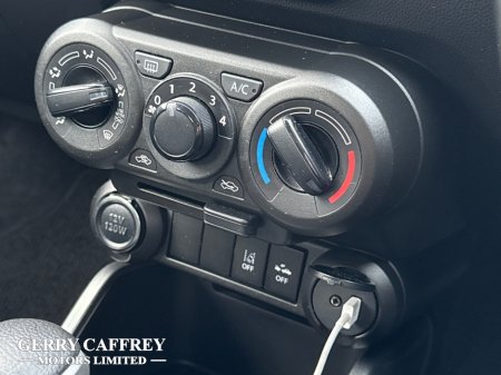 2023 Suzuki Ignis 1.2  SZ-T Hybrid Automatic - Low Mileage €17,950 thumbnail