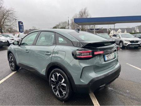 2025 Citroen C4 PLUS 54KWH 156HP €26,950 thumbnail