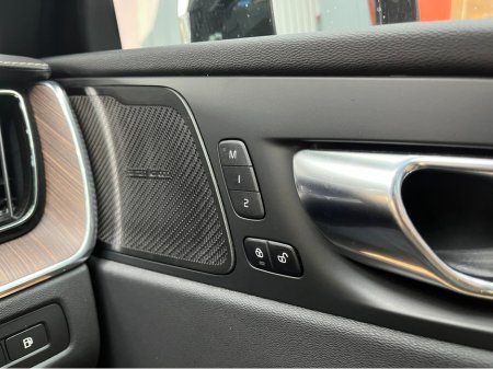 2022 Volvo XC60 - thumbnail 14