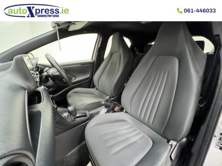 2021 Toyota Yaris - thumbnail 10