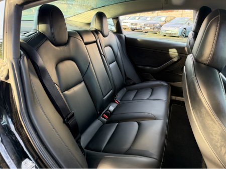 2021 Tesla Model 3 STANDARD PLUS...PAN ROOF €21,750 thumbnail