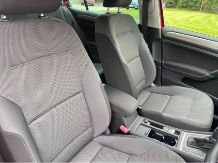 2017 Volkswagen Golf - thumbnail 15