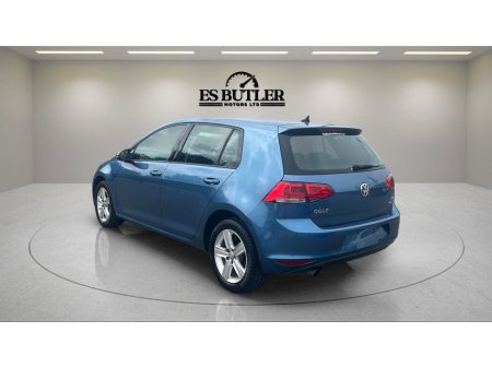 2015 Volkswagen Golf  €13,490
