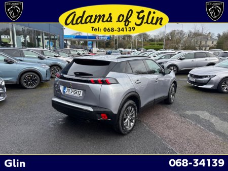 2023 Peugeot 2008 - thumbnail 8