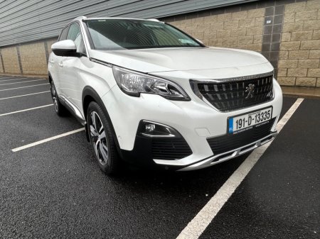 2019 Peugeot 3008 - thumbnail 2
