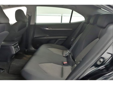 2019 Toyota Camry 2.5 HYBRID *REVERSE CAM*PARK SENSORS* €21,890 thumbnail