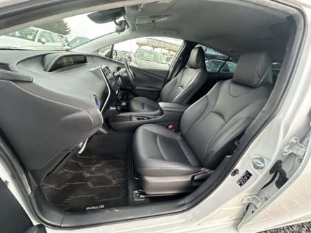 2021 Toyota Prius - thumbnail 14