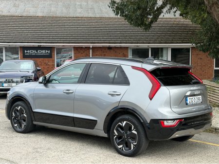 2023 Kia Niro - thumbnail 12