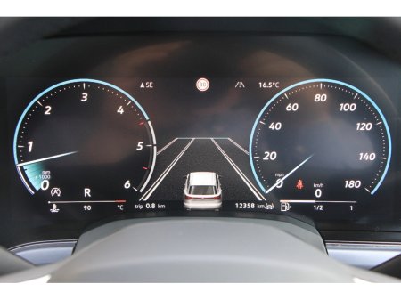 2025 Volkswagen Touareg - thumbnail 10