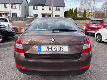 2017 Skoda Octavia - thumbnail 11