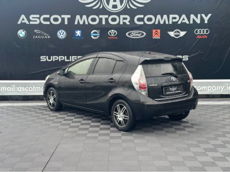 2014 Toyota Aqua Hybrid €9,250 thumbnail