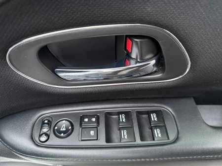 2015 Honda Vezel  €14,590 thumbnail