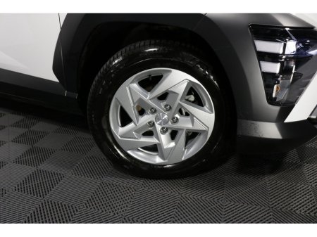 2024 Hyundai Kona ELEGANCE 1.0L PETROL COMPACT SUV €28,995 thumbnail