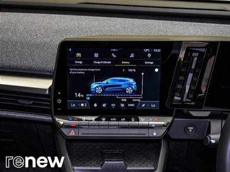 2023 Renault Megane E-Tech EV60 220hp Techno €27,900 thumbnail