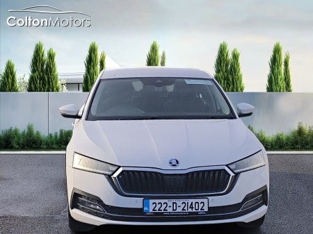 2022 Skoda Octavia - view 4