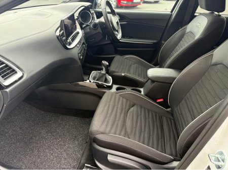 2025 Kia Ceed - thumbnail 6