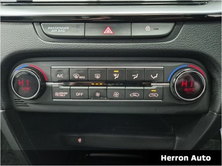 2021 Kia Ceed - thumbnail 13