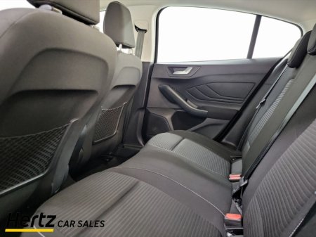 2023 Ford Focus - thumbnail 16