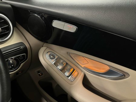 2021 Mercedes-Benz GLC Class 220d - Reversing Camera - Climate Control - Heated Seats - Auto Lights/Wipers - €48,950 or €49,900 with Supaguard Vehicle Protection & GAP Insurance €46,950 thumbnail