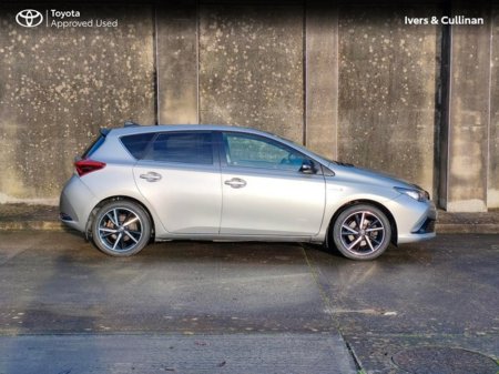 2018 Toyota Auris HYBRID LUNA SPORT 4DR AUTO €17,950 thumbnail