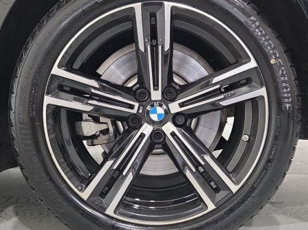 2025 BMW 3 Series - thumbnail 14