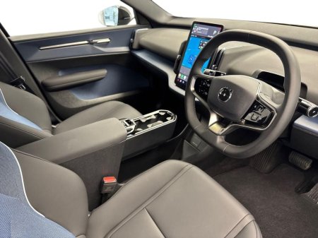 2026 Volvo EX30 - thumbnail 6