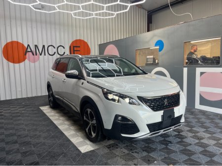 2020 Peugeot 5008 PEUGEOT 5008 AUTOMATIC 7 SEATER 2.0 DIESEL CROSS CITY / HEATED SEATS , REVERSE CAMERA , ADAPTIVE CRUISE & MORE
