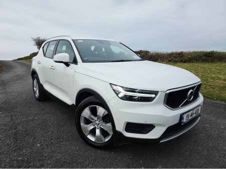 2019 Volvo XC40 - thumbnail 4