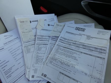 2020 Jaguar F-Pace RWD 2.0 D 180PS Chequered Flag Auto €26,950 thumbnail