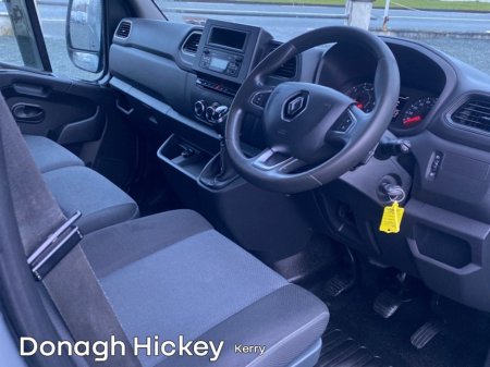 2021 Renault Master MASTER FWD MM35 ENERGY DCI 150 €19,000 thumbnail