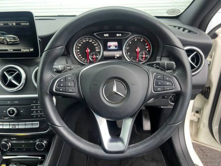 2017 Mercedes-Benz A Class A180 AMG-STYLE 1.6 AUTO // NEW 19" AMG-LINE ALLOYS // REVERSE CAMERA // HEATED HALF LEATHER SEATS €16,900 thumbnail