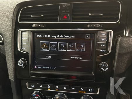 2015 Volkswagen Golf - thumbnail 31