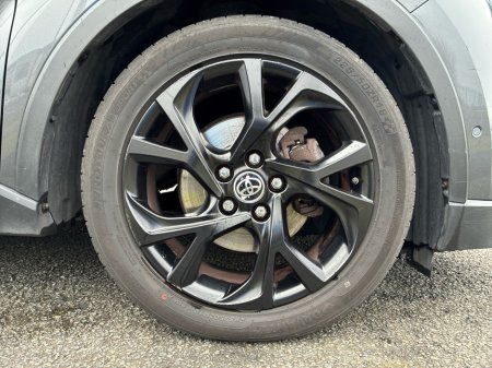 2019 Toyota C-HR - thumbnail 5