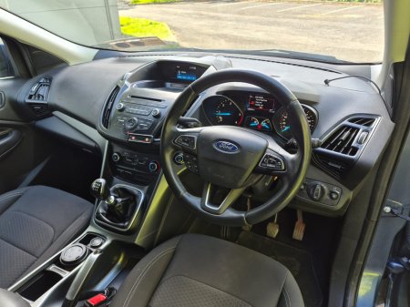 2019 Ford Kuga - thumbnail 17