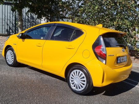 2018 Toyota Aqua Toyota Aqua 2018 automatic hybrid €8,990 €8,990